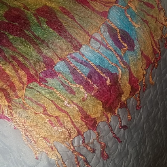 Scarf - Picture 2 of 4